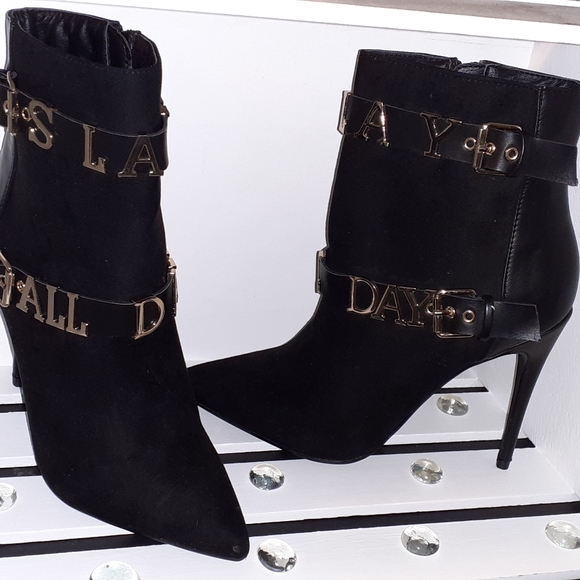 Shoes - Picture 3 of 3